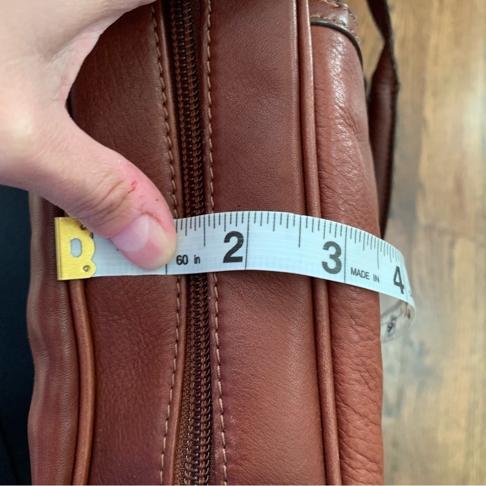 Liz Claiborne Brown Leather Laptop Briefcase Computer Bag - Picture 8 of 16